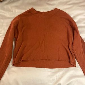 Long sleeved Forever 21 top. Size small. Good quality.
